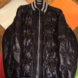 Vintage puffer jacket designed by PUFFY.